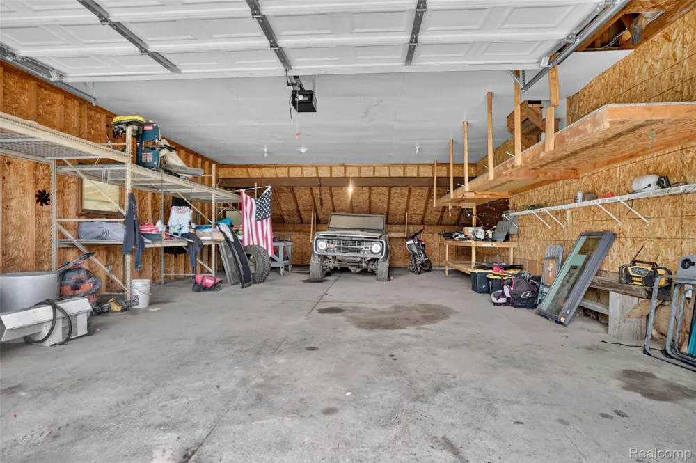 56769 McKenzi Lane Lyon Charter Township, MI 48178