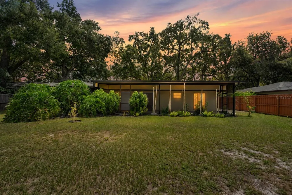 3823 QUANDO DRIVE Belle Isle, FL 32812