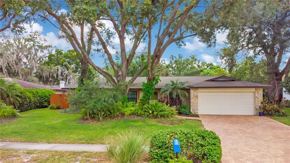 3823 QUANDO DRIVE Belle Isle, FL 32812
