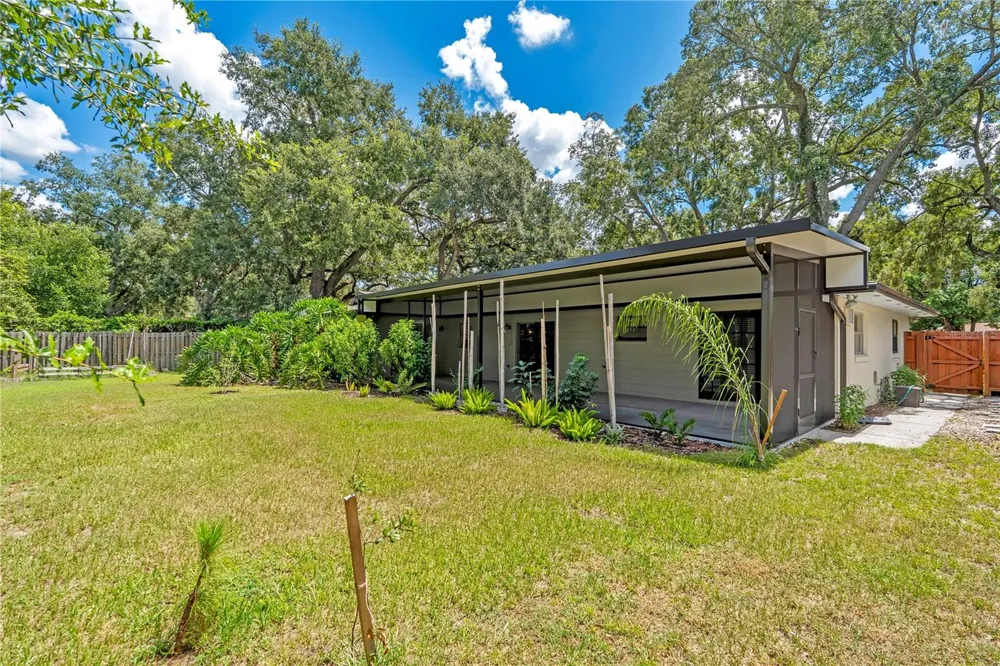 3823 QUANDO DRIVE Belle Isle, FL 32812