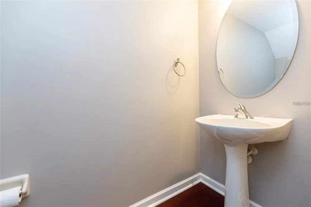 4478 TWINVIEW LANE Orlando, FL 32814