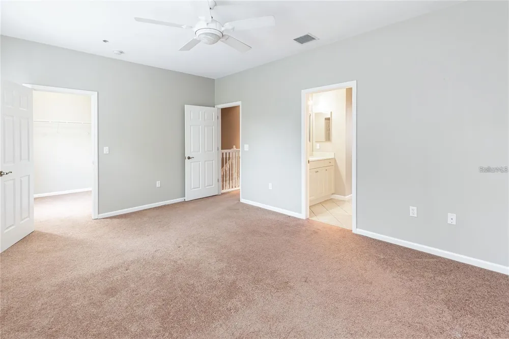 4478 TWINVIEW LANE Orlando, FL 32814
