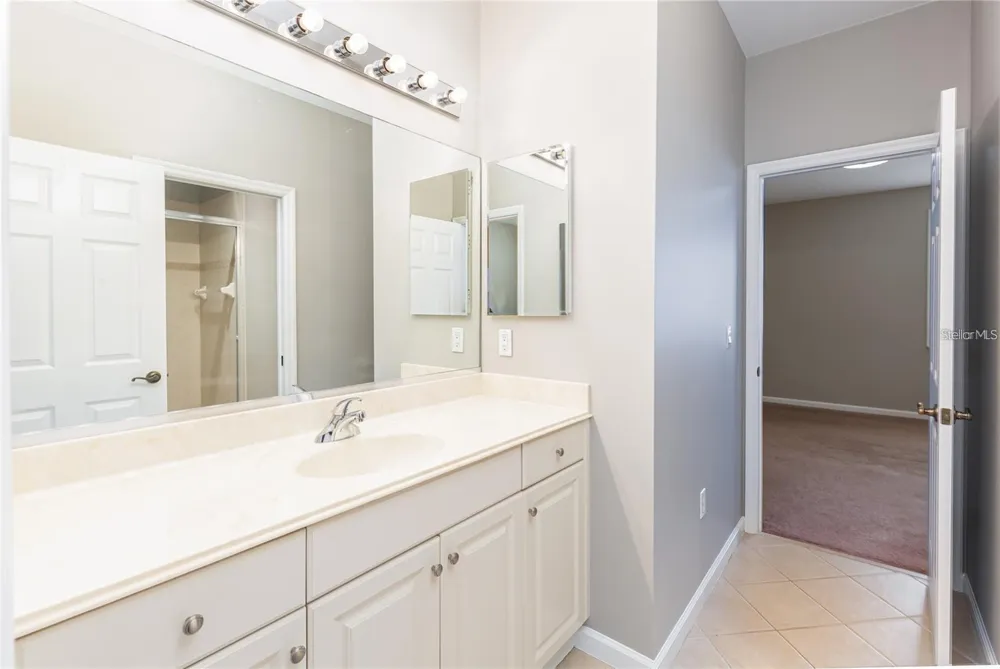 4478 TWINVIEW LANE Orlando, FL 32814