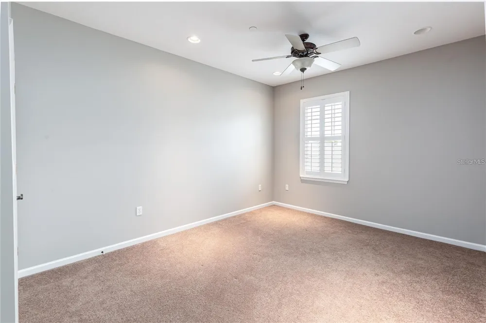 4478 TWINVIEW LANE Orlando, FL 32814
