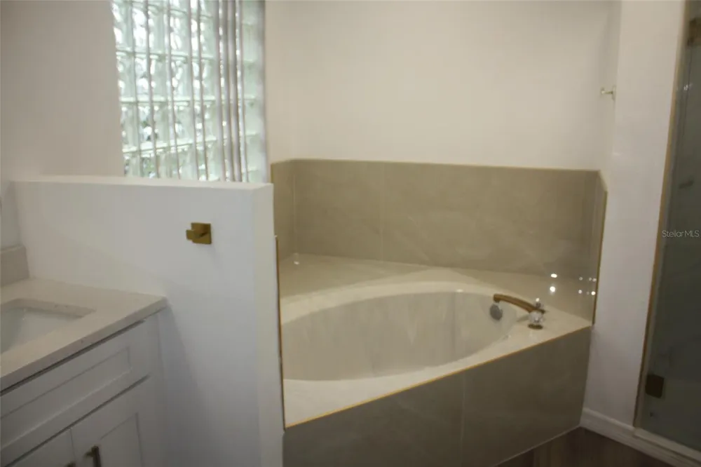 26245 NEWCOMBE CIRCLE Leesburg, FL 34748