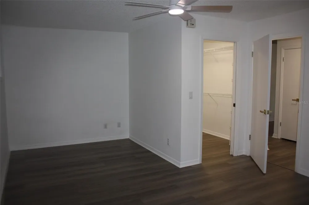 26245 NEWCOMBE CIRCLE Leesburg, FL 34748