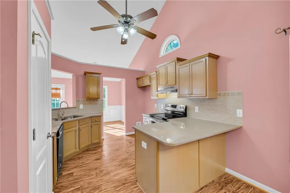 123 Berry Hill Lane Hoschton, GA 30548