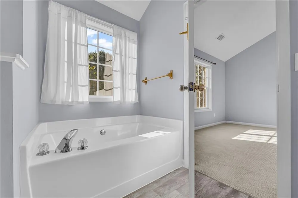 123 Berry Hill Lane Hoschton, GA 30548