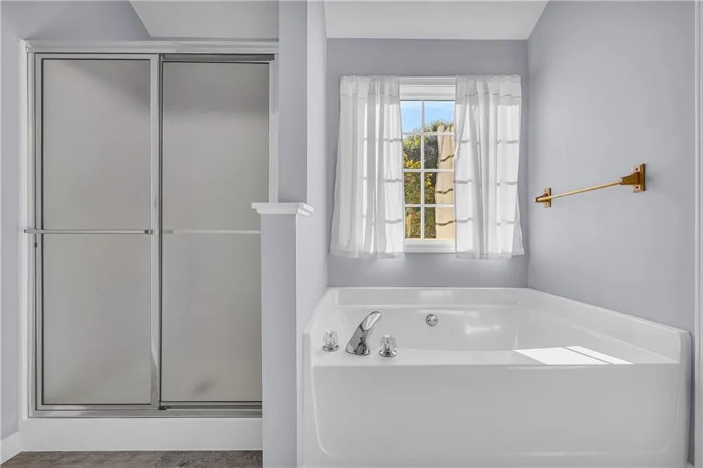 123 Berry Hill Lane Hoschton, GA 30548