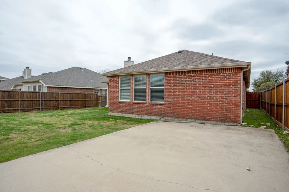 1240 Miller Lane Celina, TX 75009