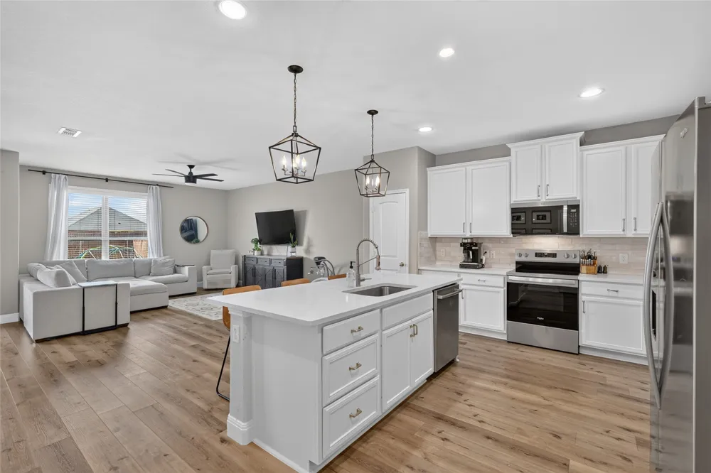 1722 Oak Glen Drive Wylie, TX 75098
