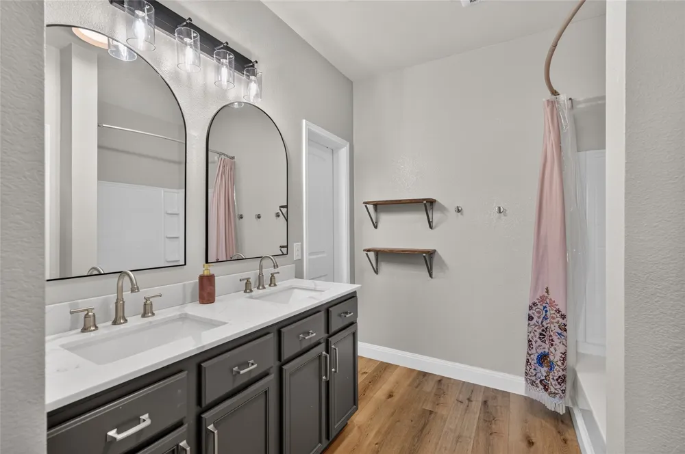1722 Oak Glen Drive Wylie, TX 75098