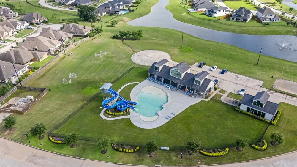 8914 Vineyard Valley Court Tomball, TX 77375