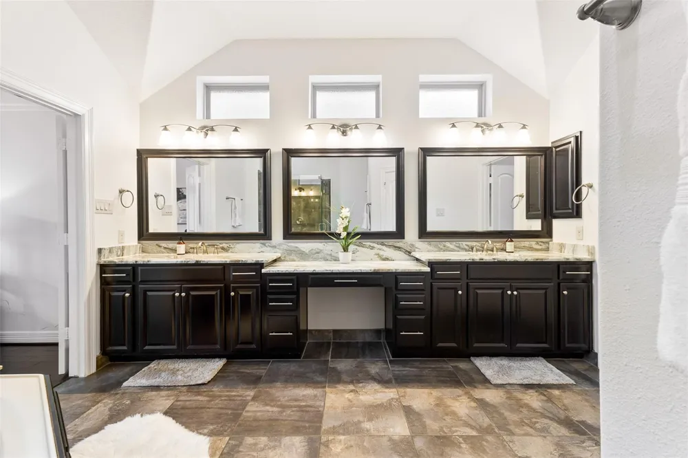 8914 Vineyard Valley Court Tomball, TX 77375
