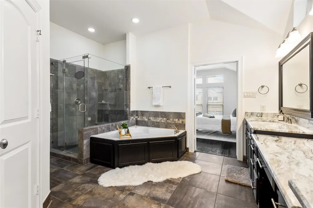 8914 Vineyard Valley Court Tomball, TX 77375