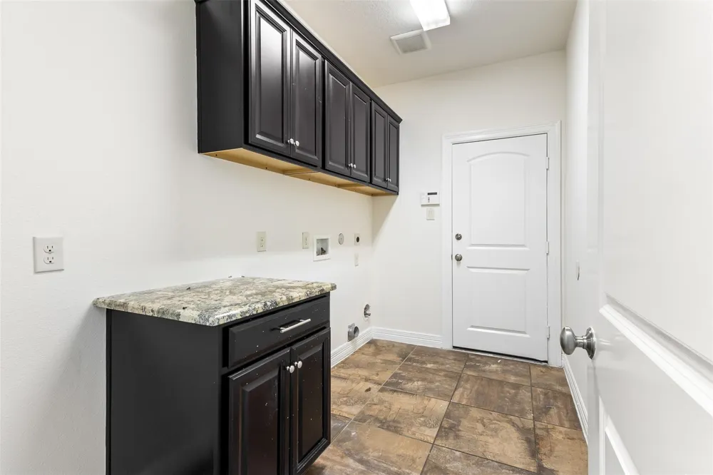 8914 Vineyard Valley Court Tomball, TX 77375