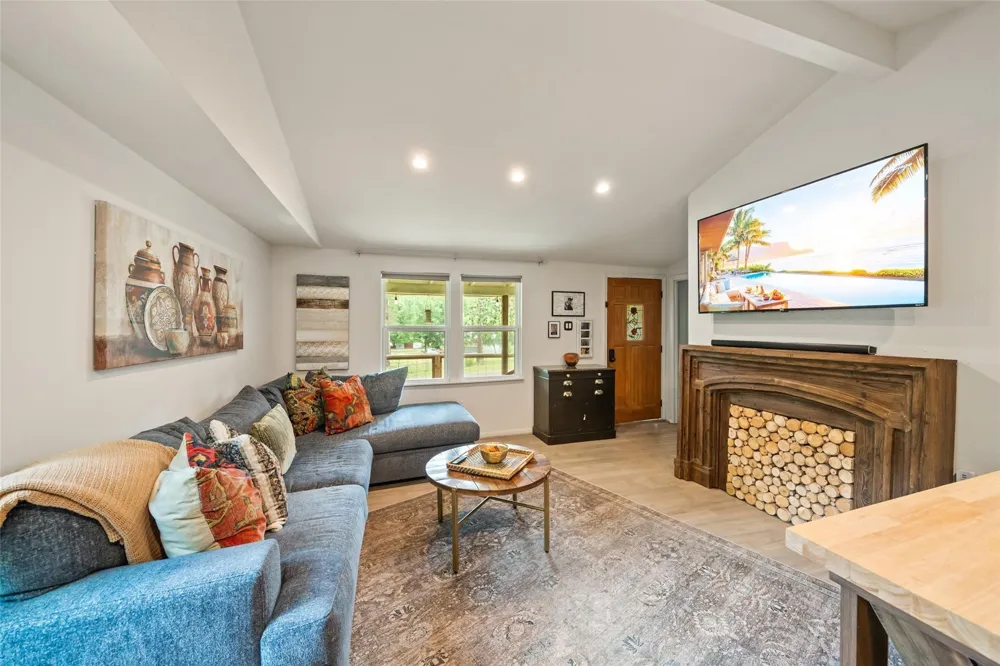11045 Woodview Drive Conroe, TX 77303