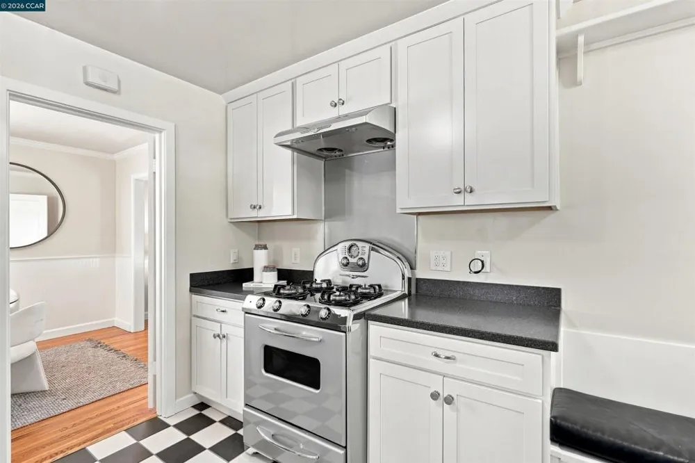 148 Roslyn Dr Concord, CA 94518