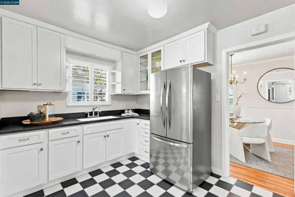 148 Roslyn Dr Concord, CA 94518