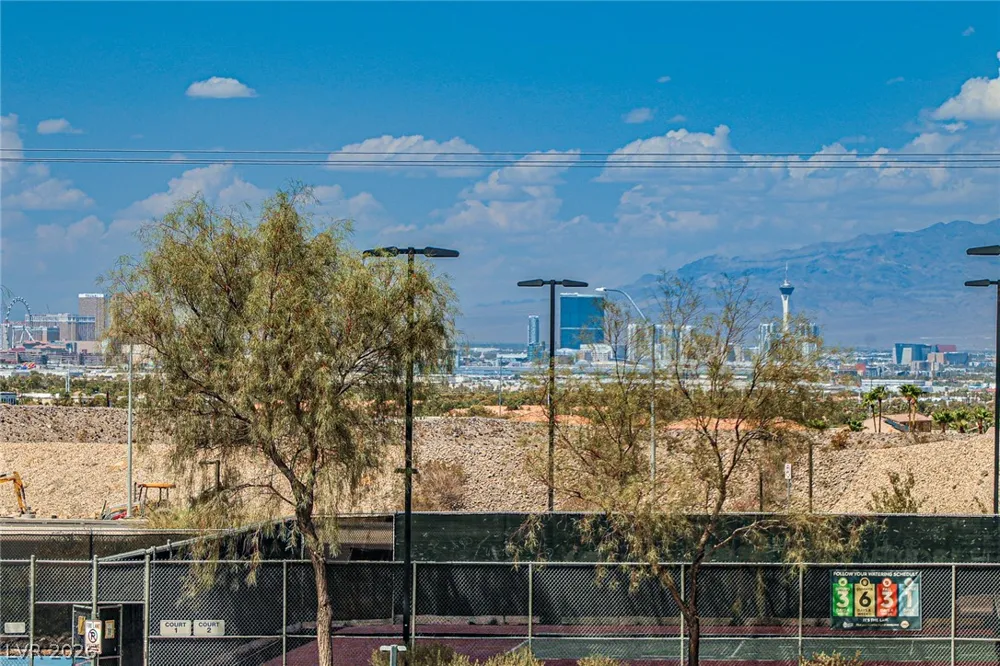 672 Kentons Run Avenue Henderson, NV 89052