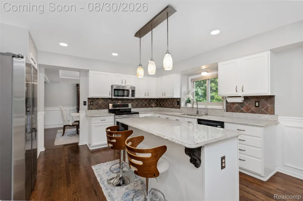 37570 Dale Drive Huron Charter Township, MI 48164