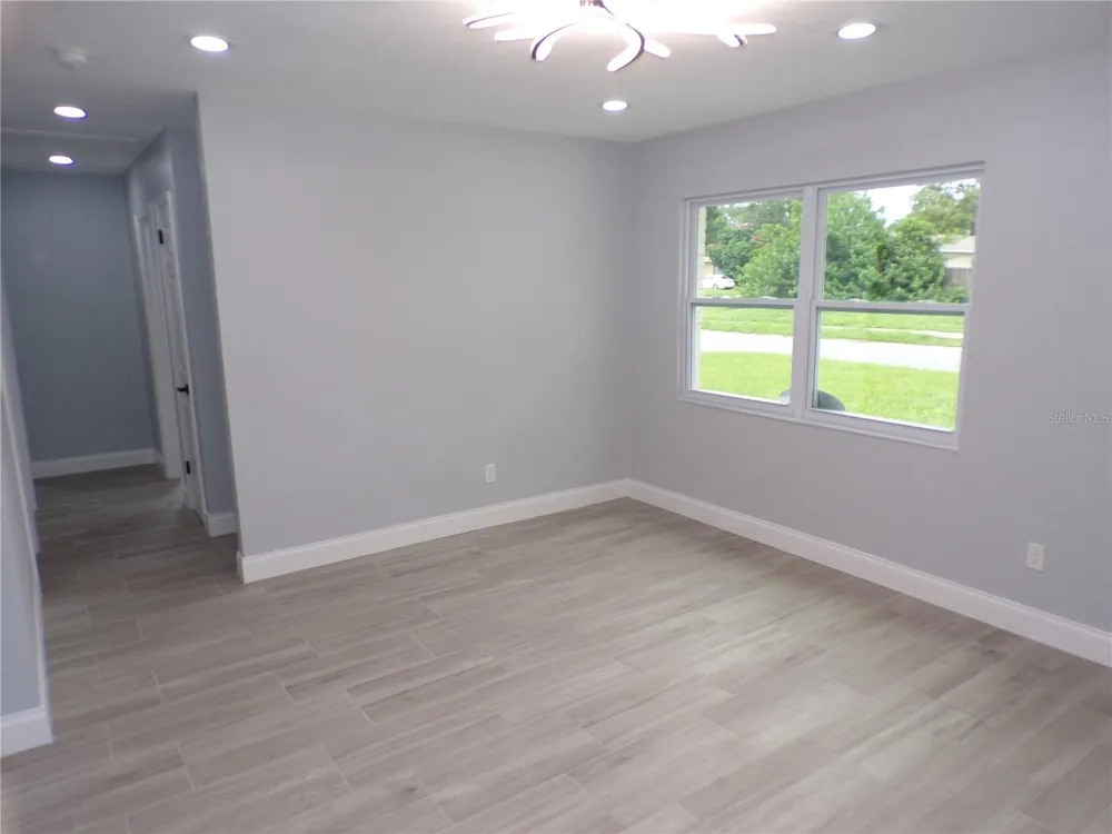 13674 120TH LANE Seminole, FL 33778