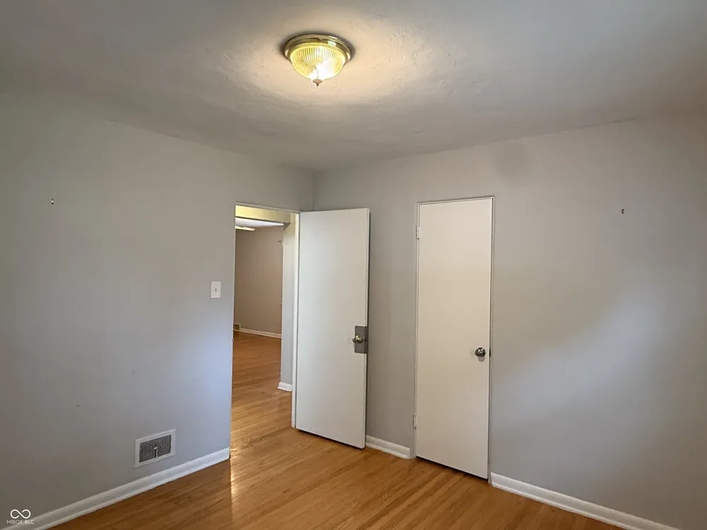 405 S Catherwood Avenue Indianapolis, IN 46219