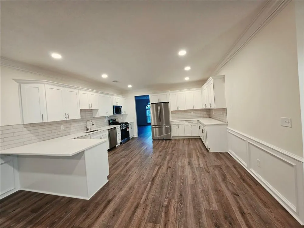 709 Oak Moss Drive Lawrenceville, GA 30043