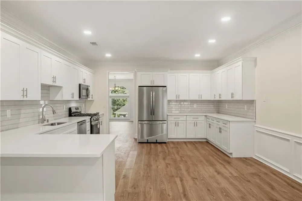 709 Oak Moss Drive Lawrenceville, GA 30043