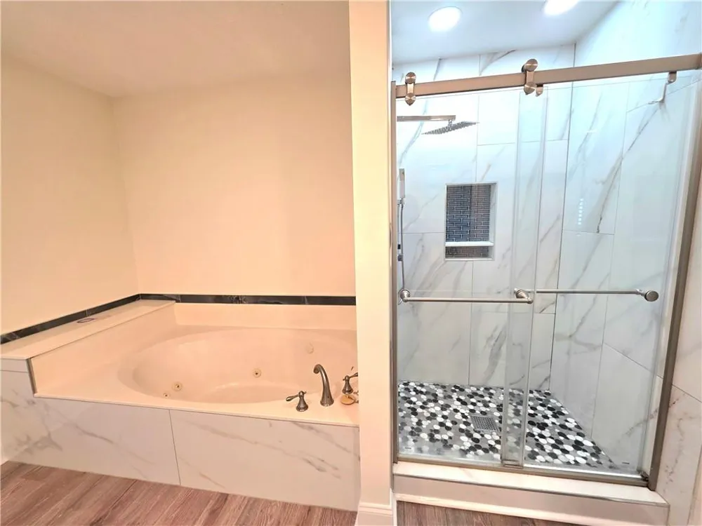 709 Oak Moss Drive Lawrenceville, GA 30043