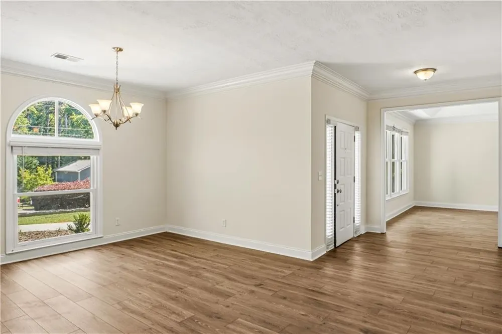 709 Oak Moss Drive Lawrenceville, GA 30043