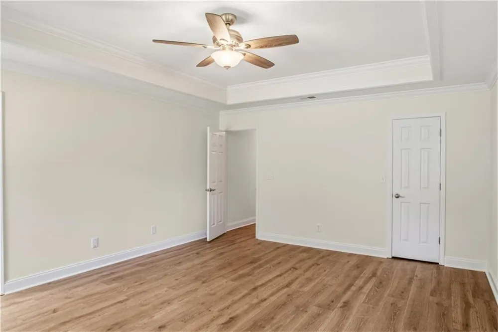 709 Oak Moss Drive Lawrenceville, GA 30043