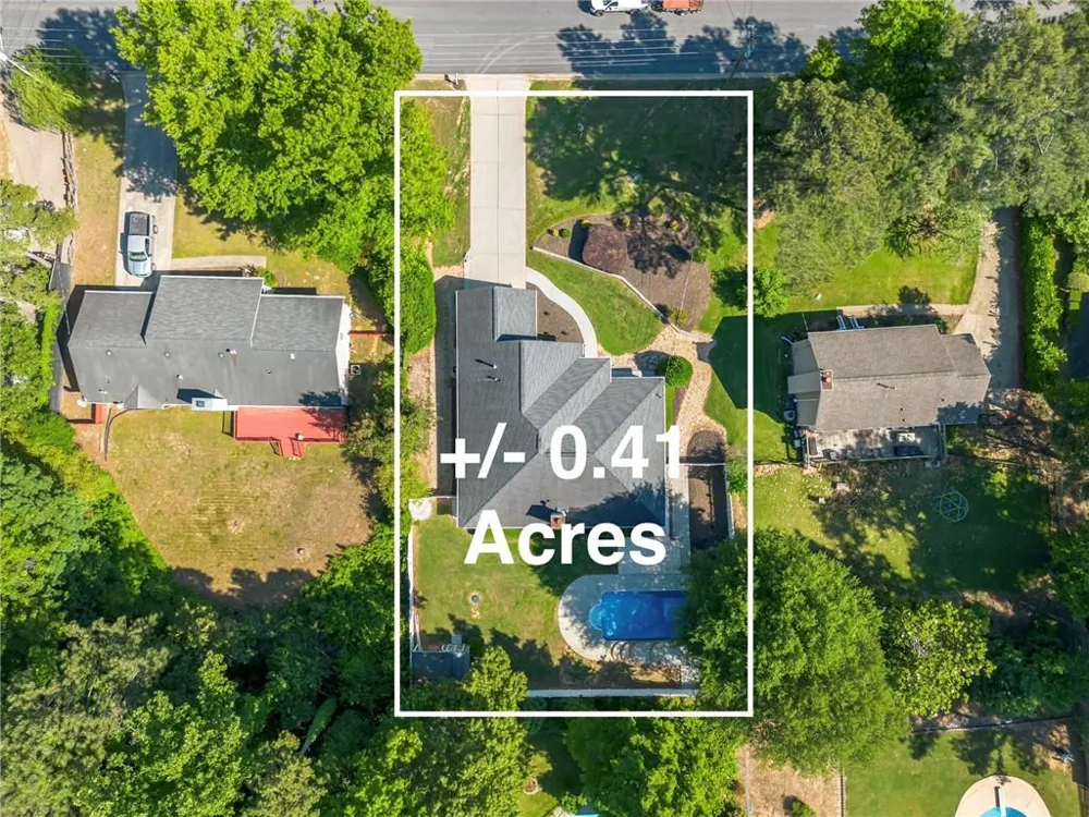 709 Oak Moss Drive Lawrenceville, GA 30043