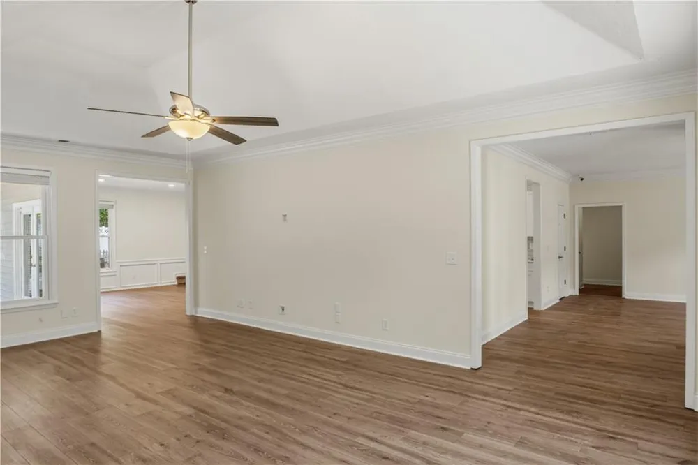 709 Oak Moss Drive Lawrenceville, GA 30043