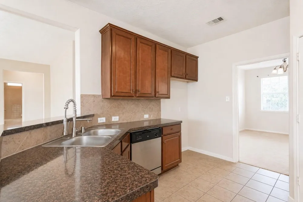 4605 Meadow Way Drive Deer Park, TX 77536