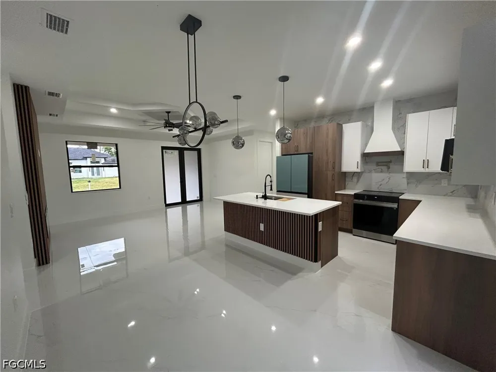 17th Street W Lehigh Acres, FL 33971