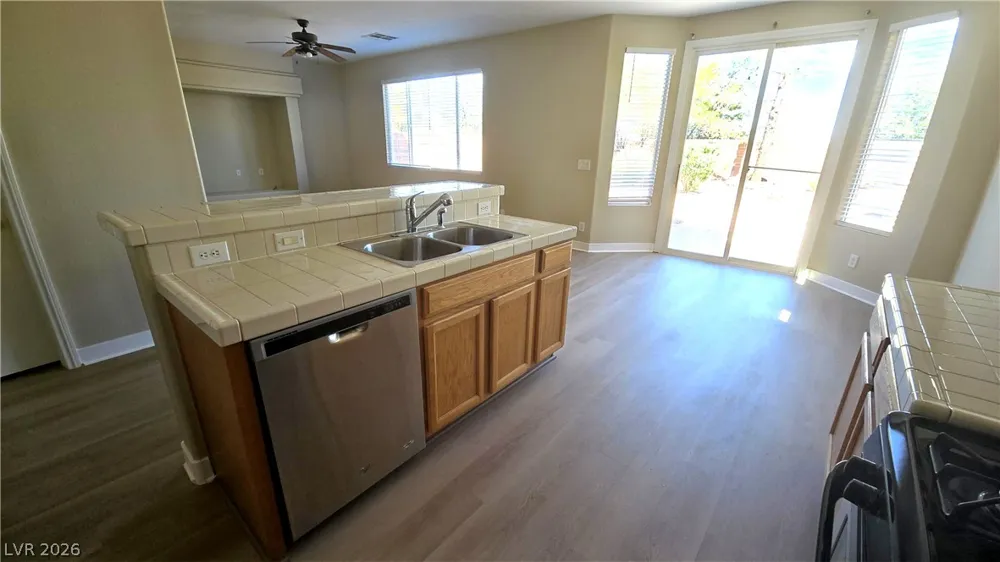 6940 Caspian Tern Street North Las Vegas, NV 89084