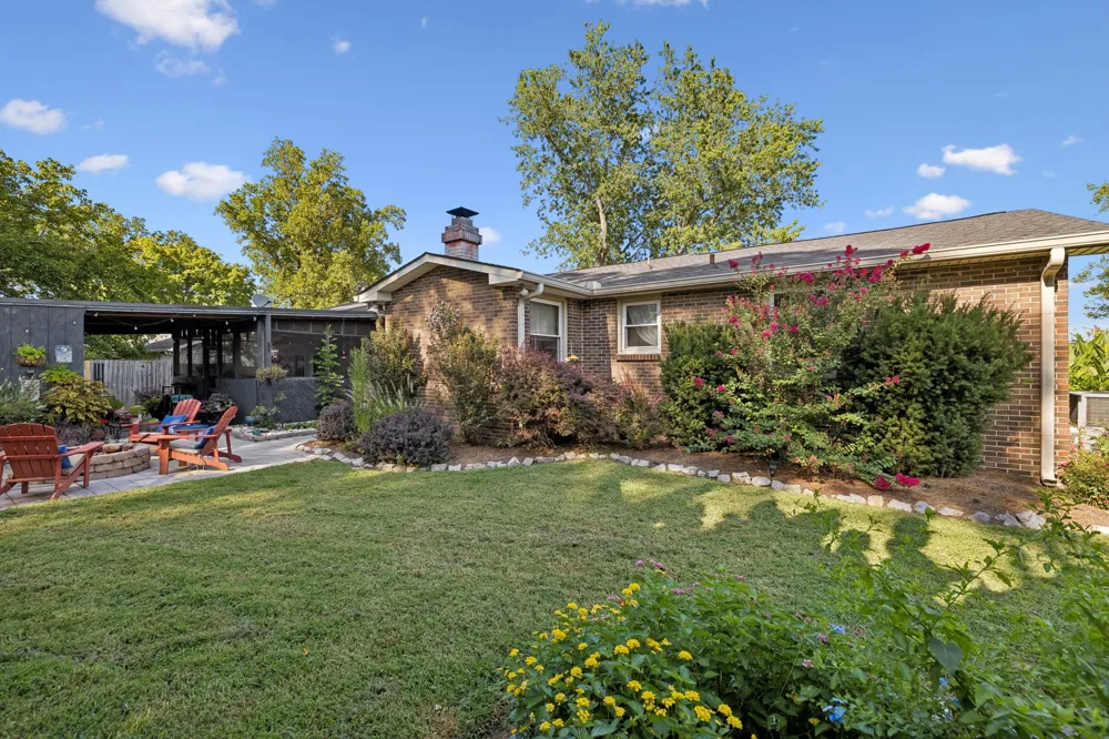 211 Edgewater Dr Mount Juliet, TN 37122
