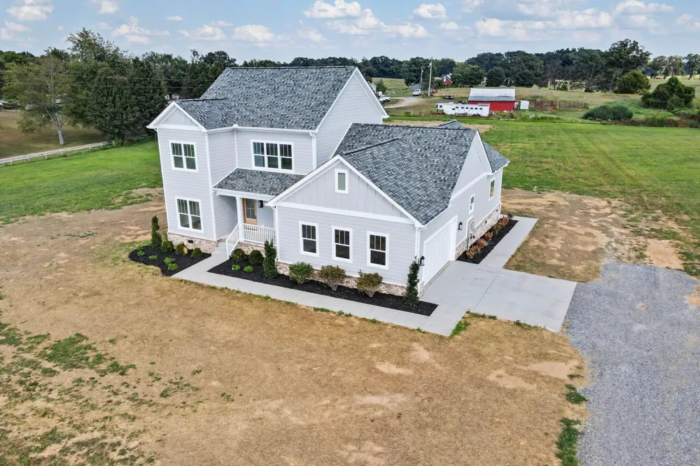 5131 Starks Road Cross Plains, TN 37049