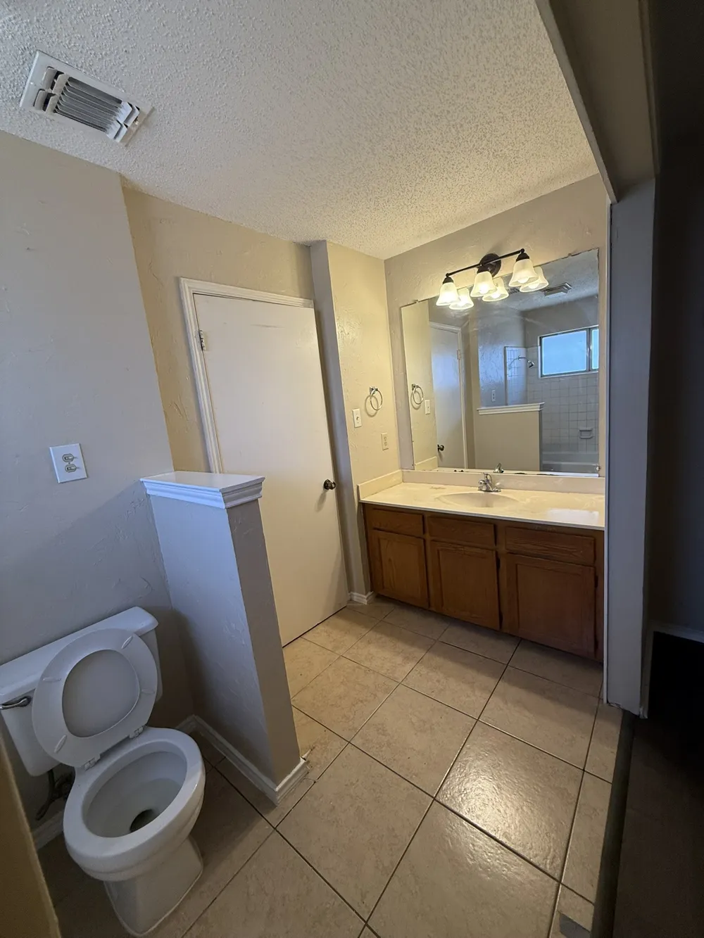 4922 Rolling Vista Mesquite, TX 75150