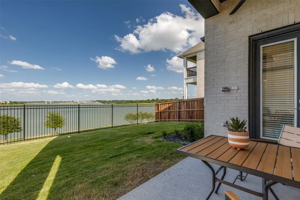 3345 Morning Dove Lane Arlington, TX 76005