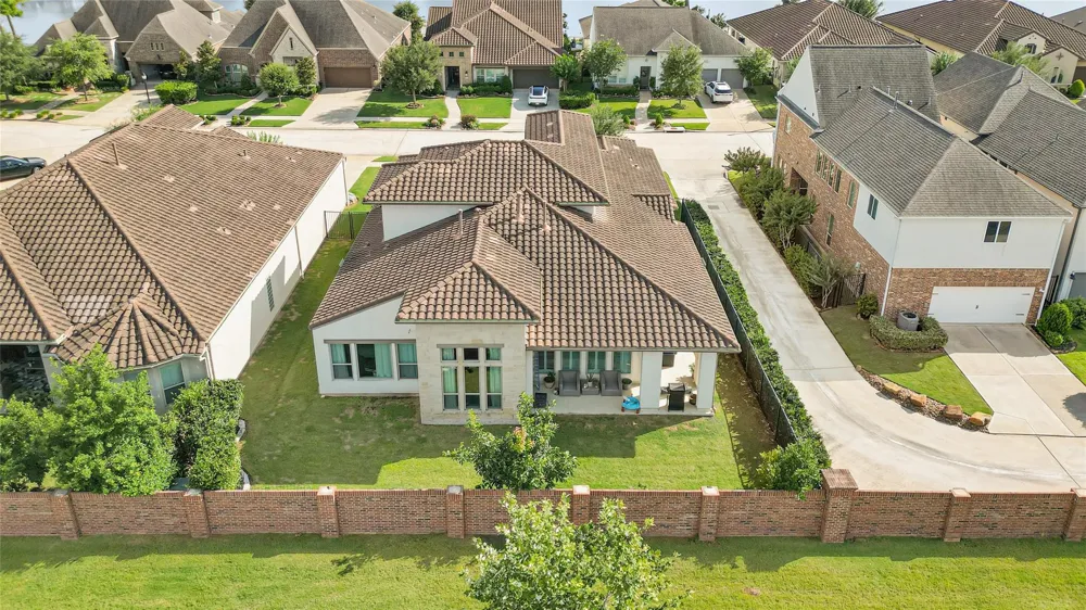 5014 Galahad Court Missouri City, TX 77459