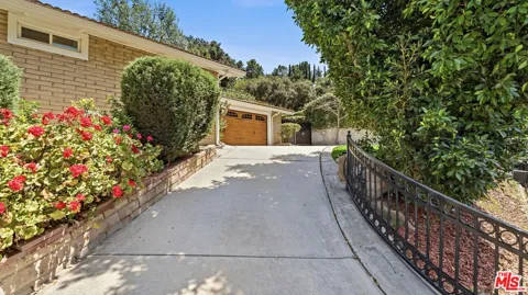 3160 Sepulveda Boulevard