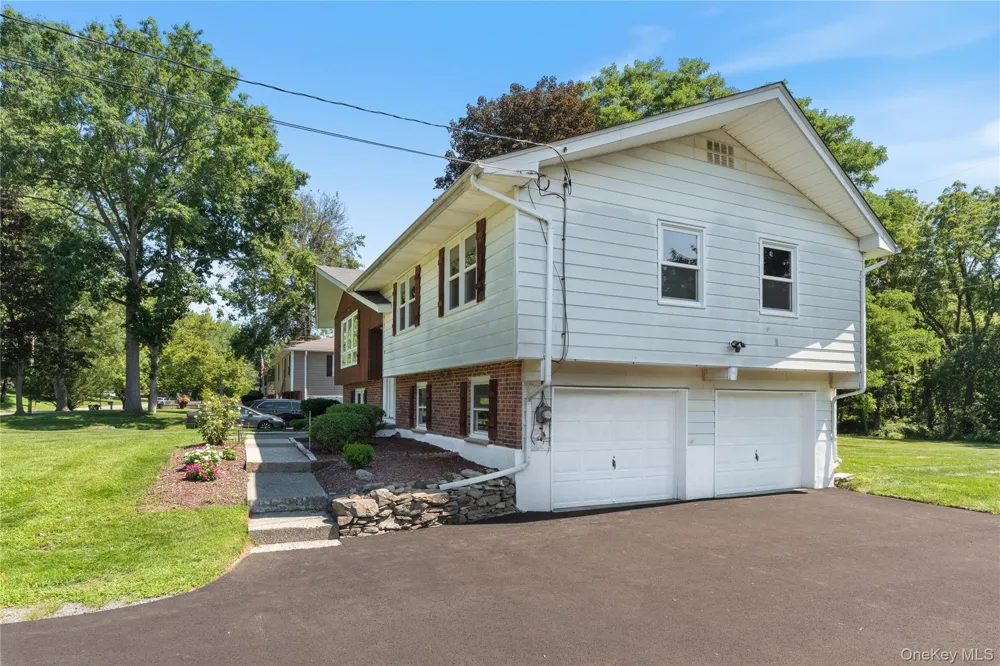 11 Alpert Drive Wappingers Falls, NY 12590