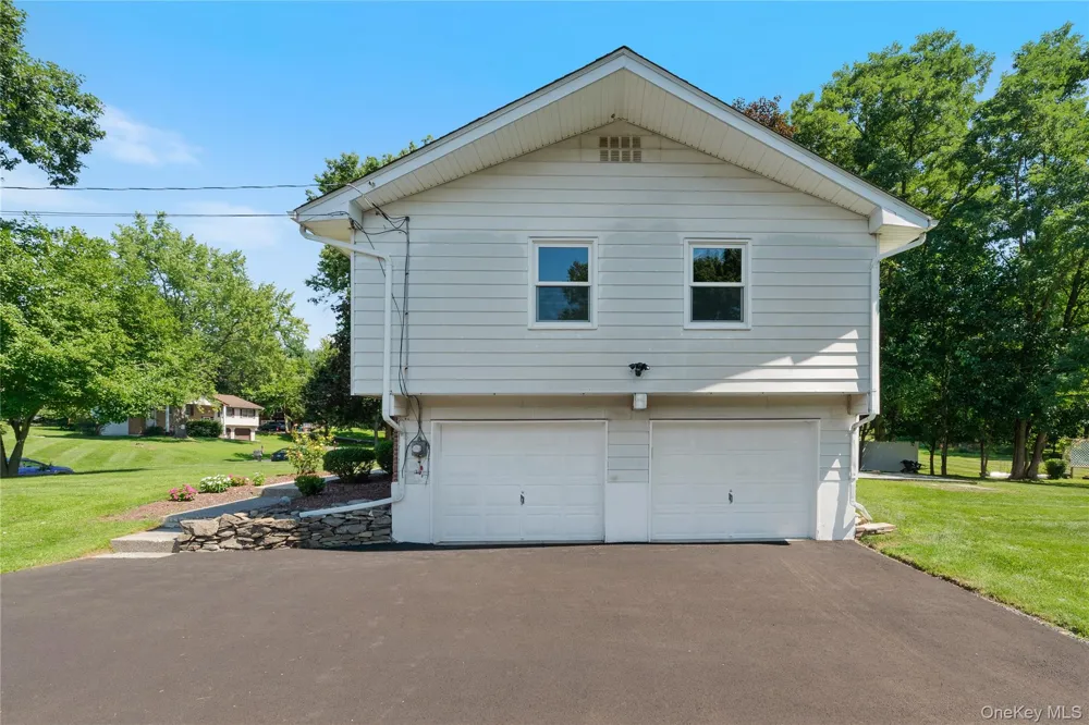 11 Alpert Drive Wappingers Falls, NY 12590