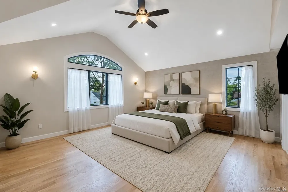 22 Elderberry Lane Valley Stream, NY 11581