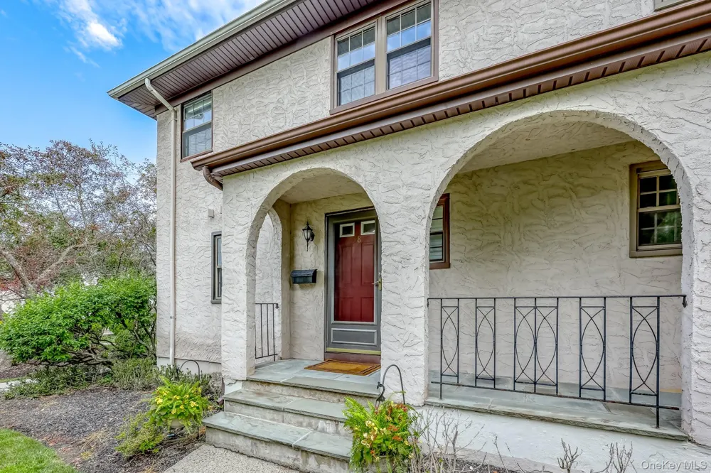 38 Somerset Drive Suffern, NY 10901