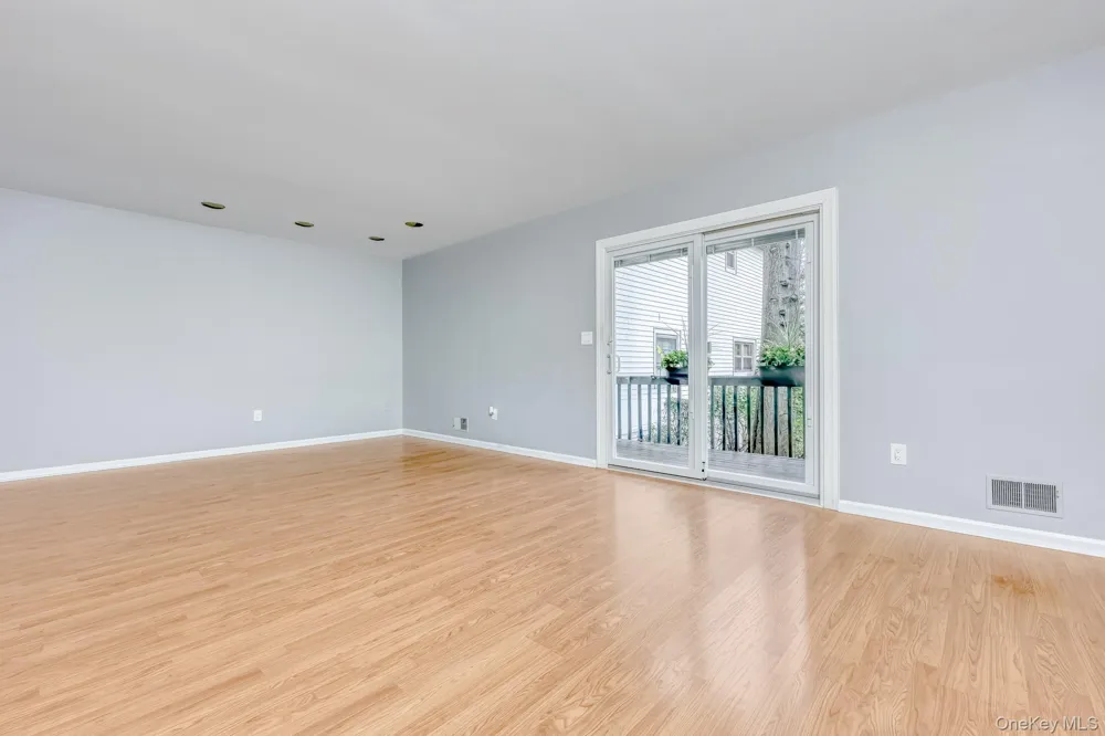 38 Somerset Drive Suffern, NY 10901