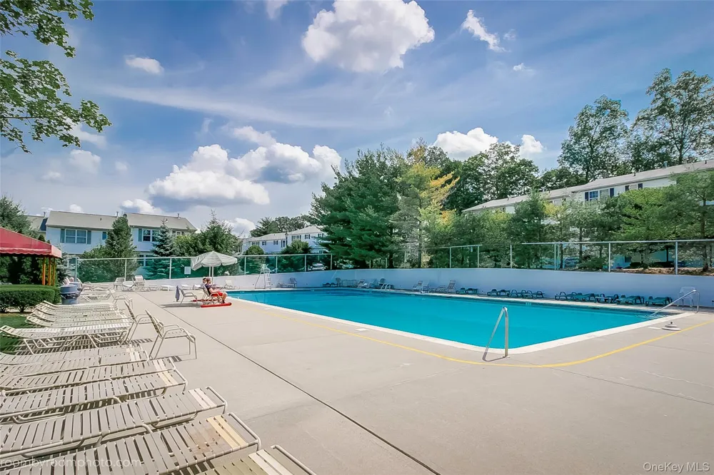 38 Somerset Drive Suffern, NY 10901