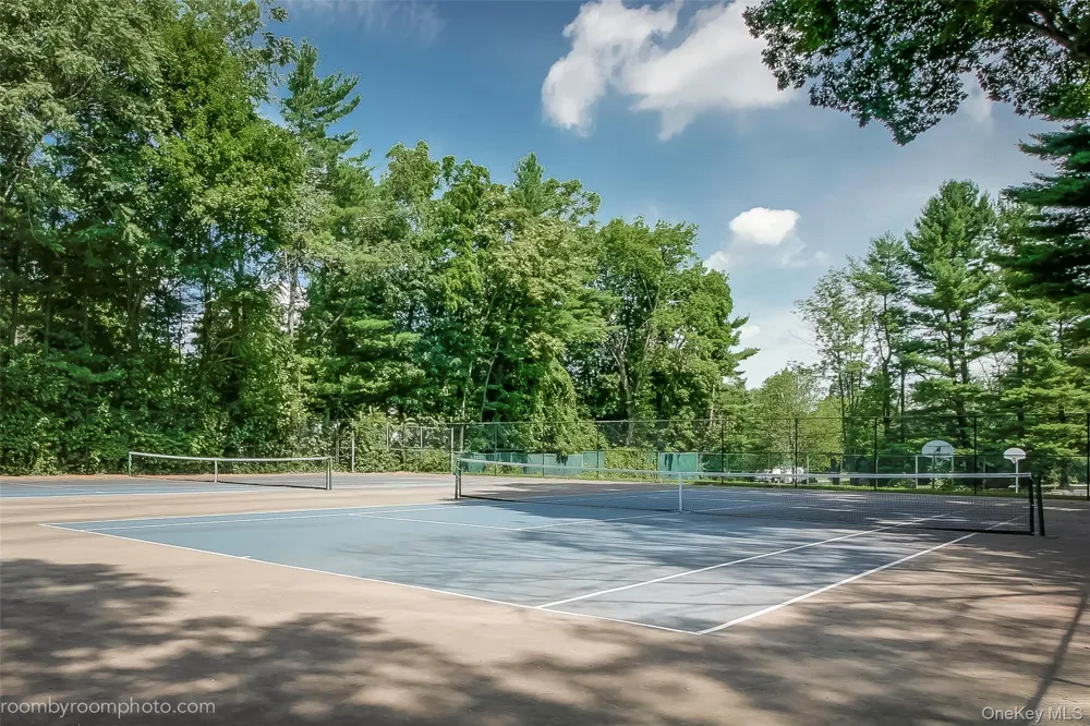 38 Somerset Drive Suffern, NY 10901